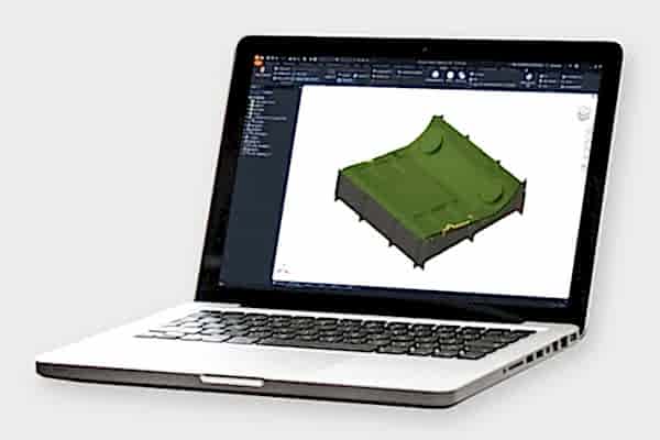 Laptop mit CAD-Zeichnung von Vliesform