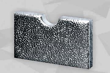 Weiße Glasfasermatte mit einer geprägten Aluminiumfolie